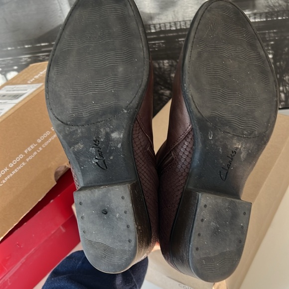 Clark’s brown leather booties - Picture 9 of 9